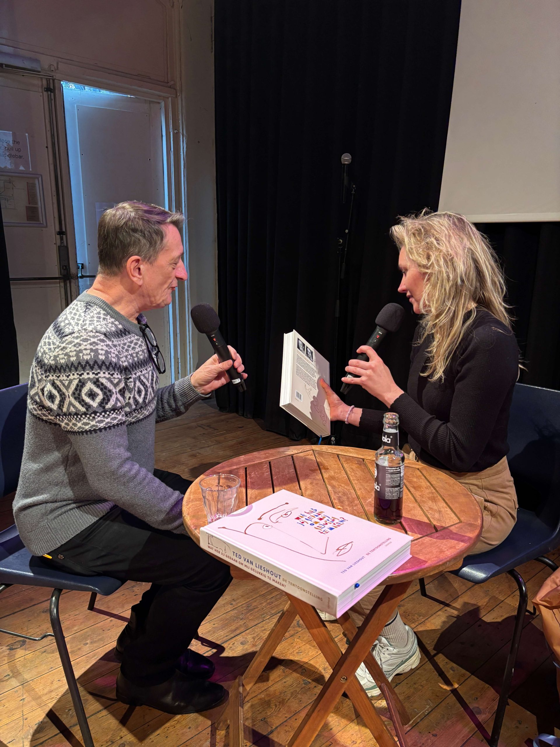 Op 18 februari presenteerde Ted van Lieshout in Perdu in Amsterdam zijn nieuwste werk ‘Wat heb jij gedaan om mij gelukkig te maken?’